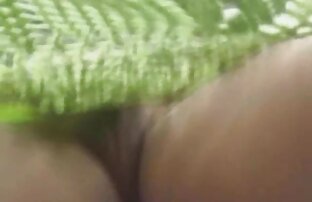 स्लिम लड़की सेक्सी वीडियो हिंदी फुल मूवी कैमरे पर ले लो नृत्य और पट्टी